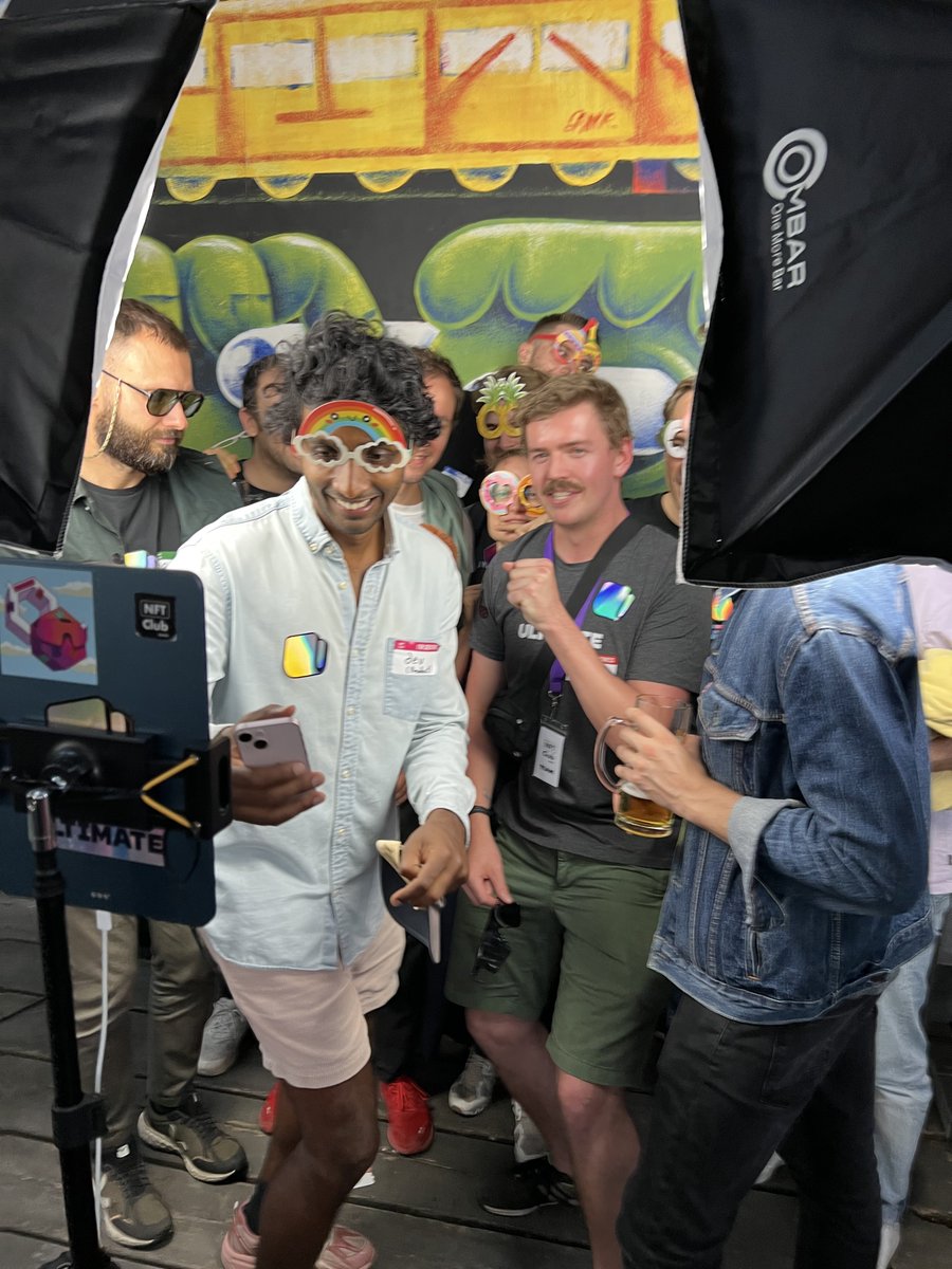solfieapp's tweet photo. that queue tho👀🔥

the first Solfie booth at @NFTClubBerlin's Web3 Allstars event. We minted more than 250 Solfies in just a couple hours.

huge shoutout to @solflare_wallet for sponsoring the experience! https://t.co/NC8j14UOQP