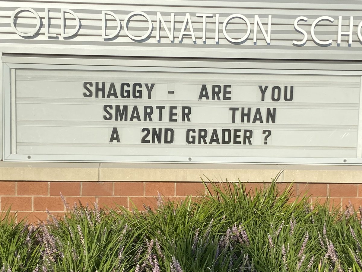 BrickellPTA's tweet photo. ODS @BrickellAcademy is in the VB #signwar ๐ค https://t.co/rZfWDp5w9J