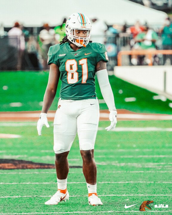 Mesha01's tweet photo. My Sonshine! @KamariYoung81 let's go baby, I'm so proud of you. https://t.co/obwMNDXsp0