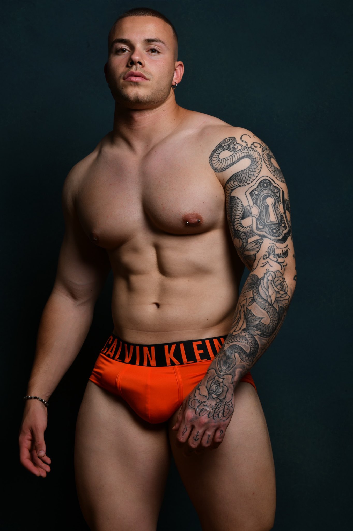 Mattycavalli on X: -1 💙🤍 onlyfans t.cozoriOs185S  X