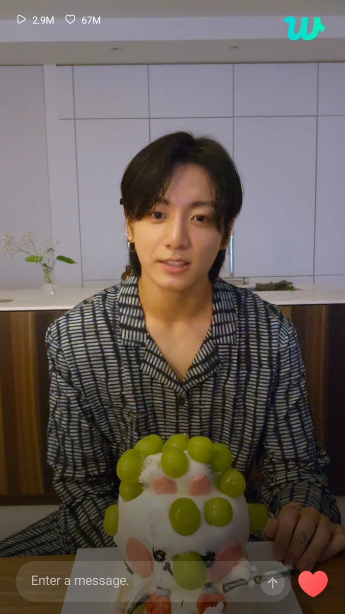 BTS_twt_jeon149's tweet photo. Happy birthday  koo💜
#jeonjungkook #junkookday #bts @BTS_twt https://t.co/12bWvrZnD1