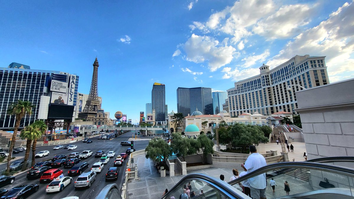 [Nuovo sul blog] L'essenza e l'assenza di #LasVegas crinviaggio.com/2022/08/ogni-v…