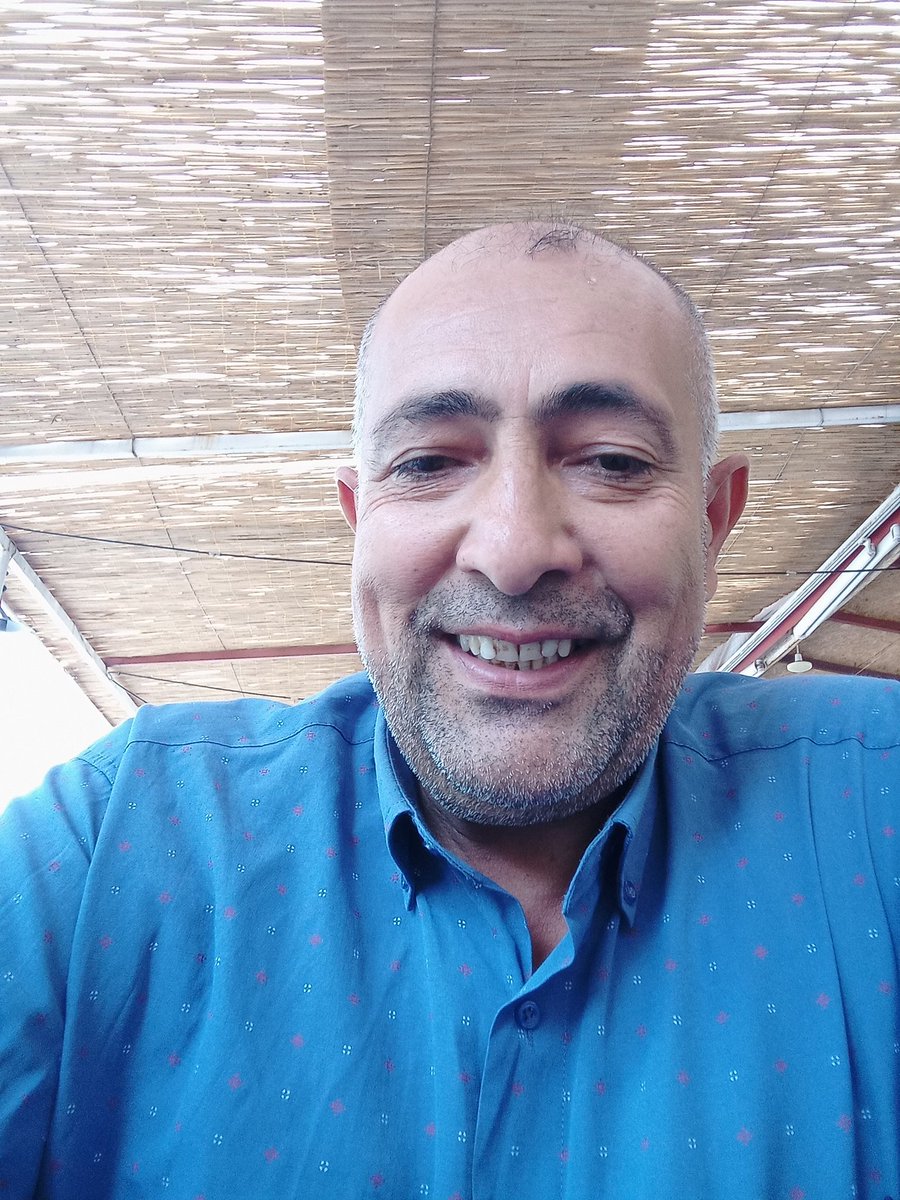 RaufTayfun1's tweet photo. Artık iktidar yetkililerinin Gözlerinin içindeki ışıltıyı his etmediğim için gözlerimin içinin güldüğü günlere geçiş yapmak istiyorum arkadaş 🙏 #devagelsin https://t.co/mzlspZRK3Z