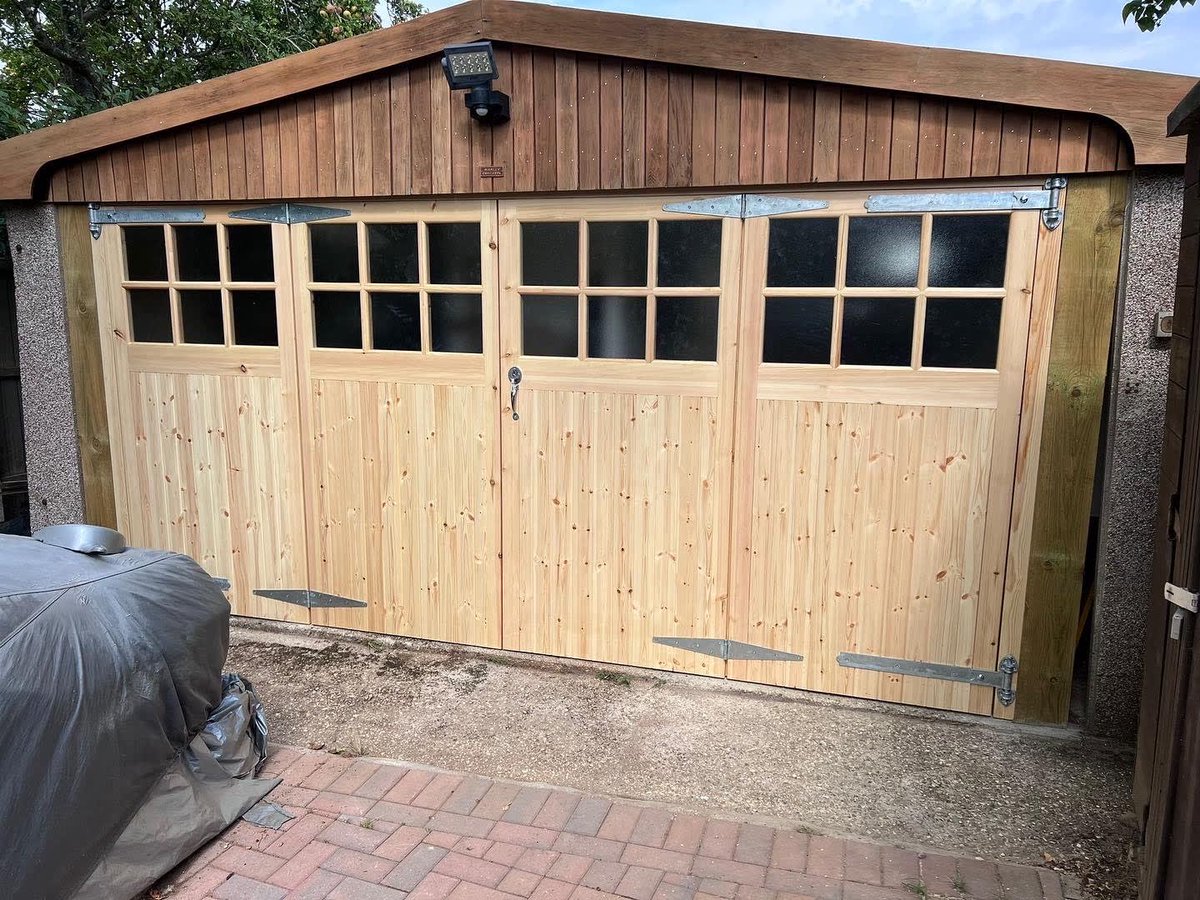 Wooden Gate Makers tweet media