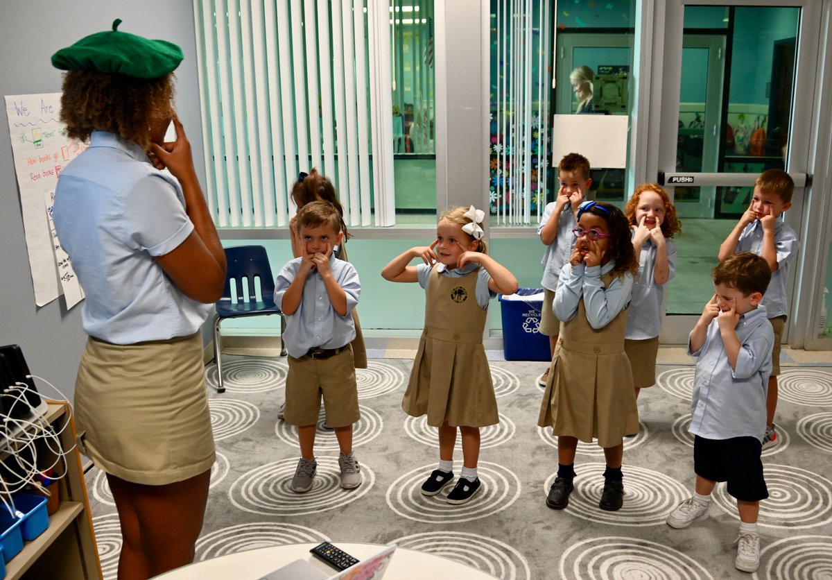 ThePineSchool's tweet photo. K-12th Grade sharing one campus leads to ample opportunities for our older students to showcase their learning by sharing lessons with our youngest Knights. French IV Honor students recently taught basic language skills to our Kindergarten classes. #PineSchool #PineDifference https://t.co/cKvNLuhPrd