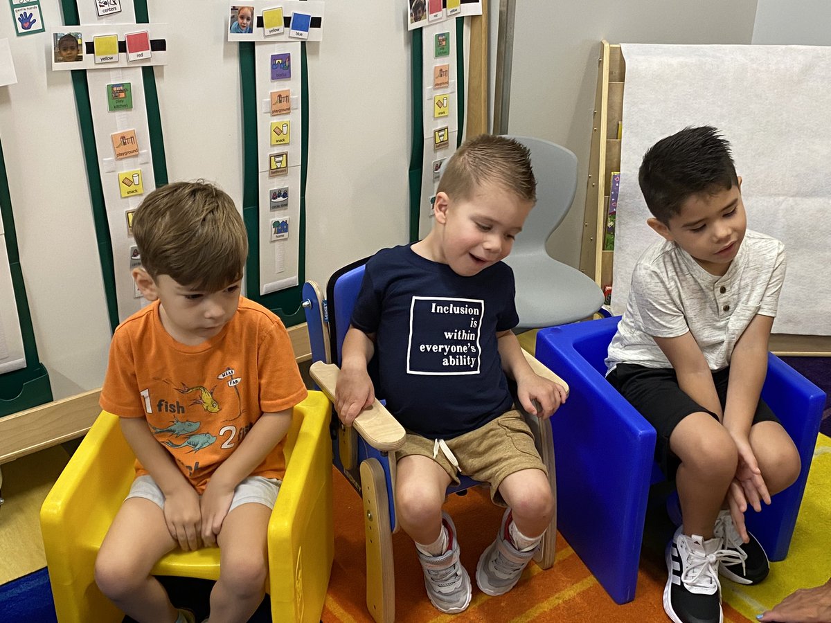 LittleCometsPS's tweet photo. It’s the first day of Preschool! Here are some of our morning kiddos. We are so glad to have preschoolers back in the building! 💚💛 https://t.co/51av2CmeGa