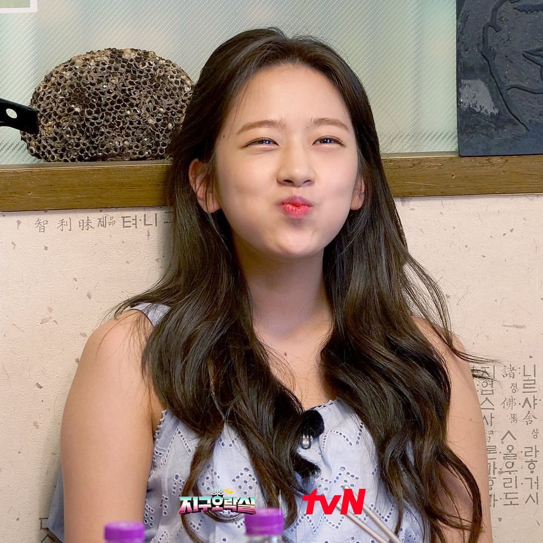 ive_yujin00's tweet photo. 220901 earth_arcade update with An Yujin
"π
πβππ«π«π΄ π΄π°π₯βπ© πππ΄π΄
λμ΄ λ°μ λ§λ΄ μ μ§μ΄ μμΌμΆνν΄
#CrazyGirlWithBrightEyes #AnYuGenius #AnDaengDaeng #HBDβ
π https://t.co/V7Rl1neslo
#μμ μ§ #ANYUJIN #μμ΄λΈ #IVE https://t.co/gJBYcbmOwh