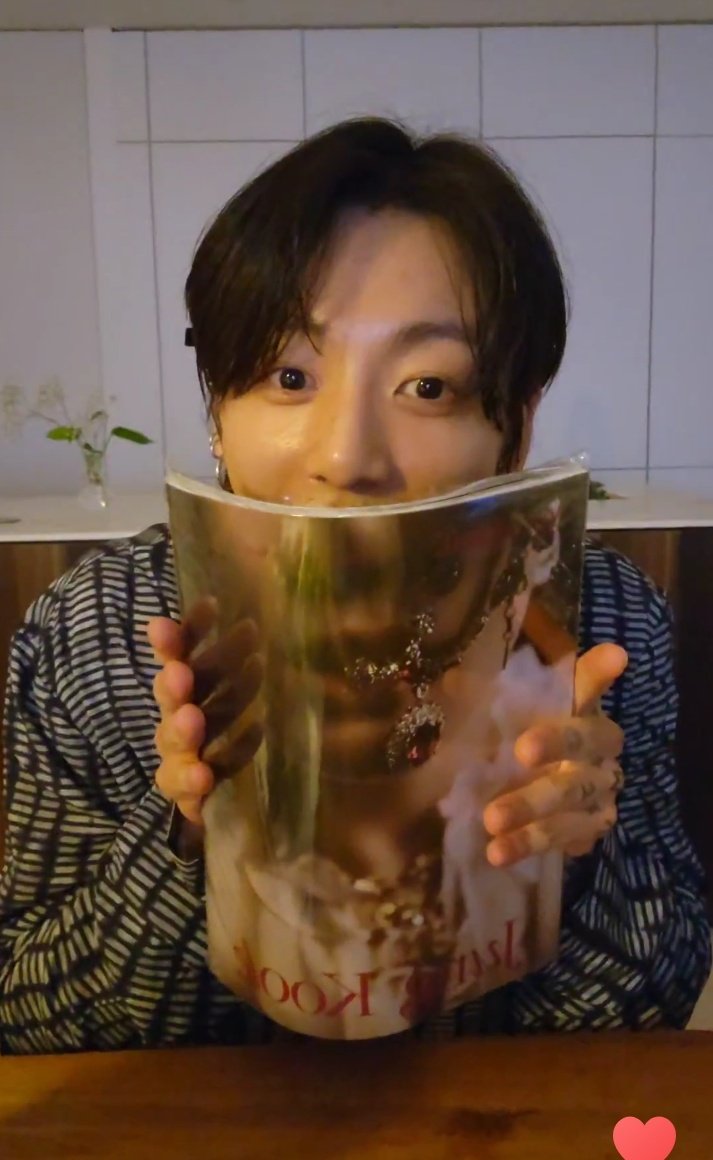 mubai__jk's tweet photo. อาร์มี่ซื้อยัง? https://t.co/5FtByeKn8i