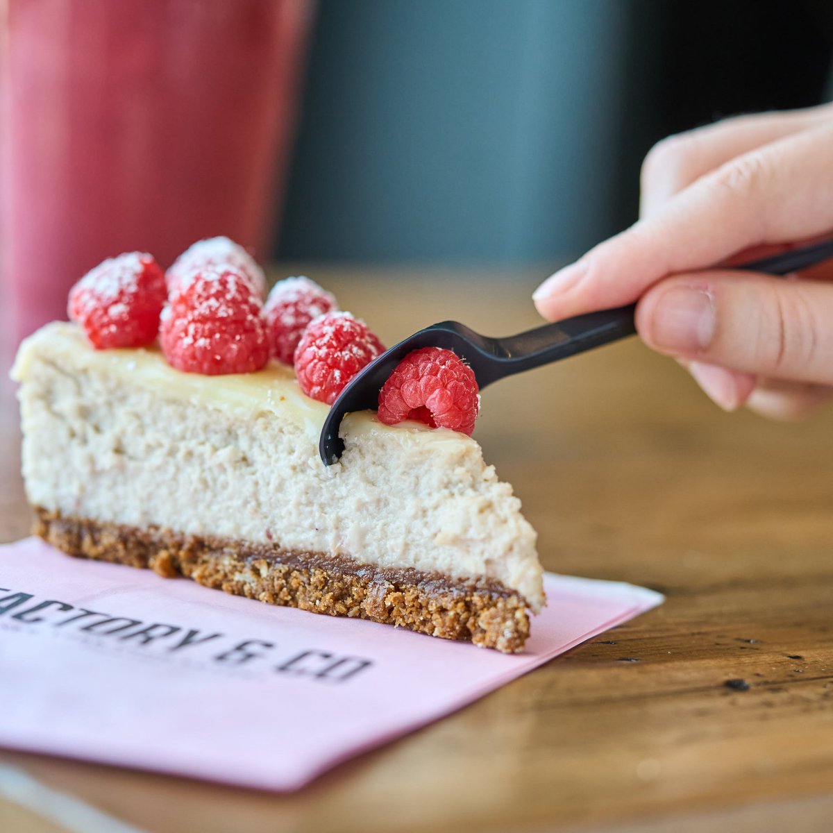 Factory & Co tweet media