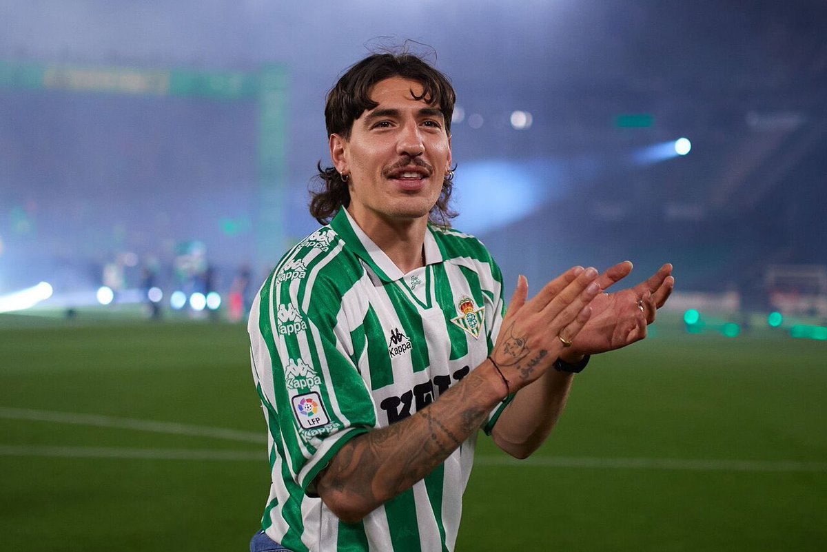 ¿Os gusta el fichaje de Bellerín por el FCB? 🔵🔴

❤️ SÍ
🔁 NO