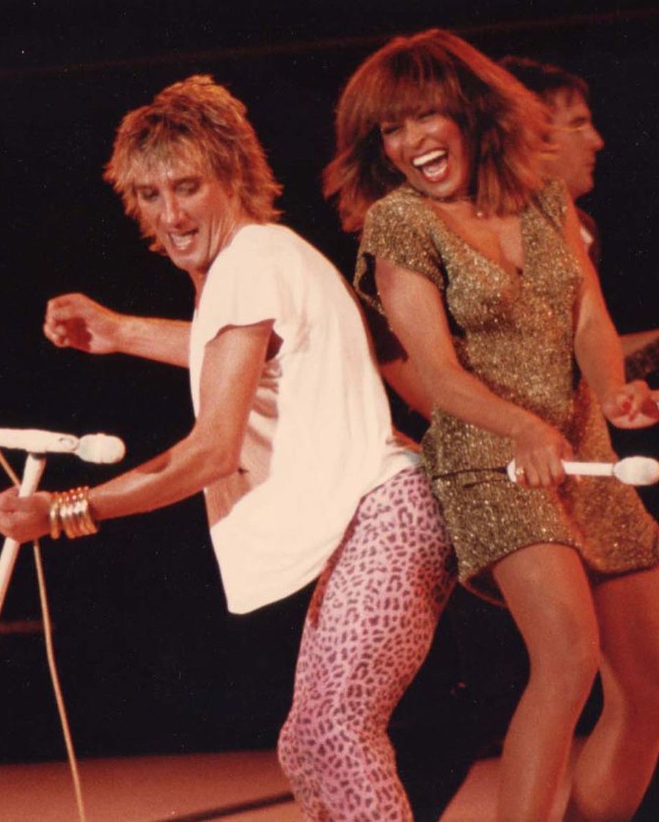 5TUDIOFORTYFIVE's tweet photo. Sept. 1/1984
La gran #tinaturner logra su 1er #1 en los #EEUU como solista con #whatslovegottodowithit luego de 25 años de carrera.

#80smusic #comeback #privatedancer #proudmary https://t.co/ECe65yRY3v