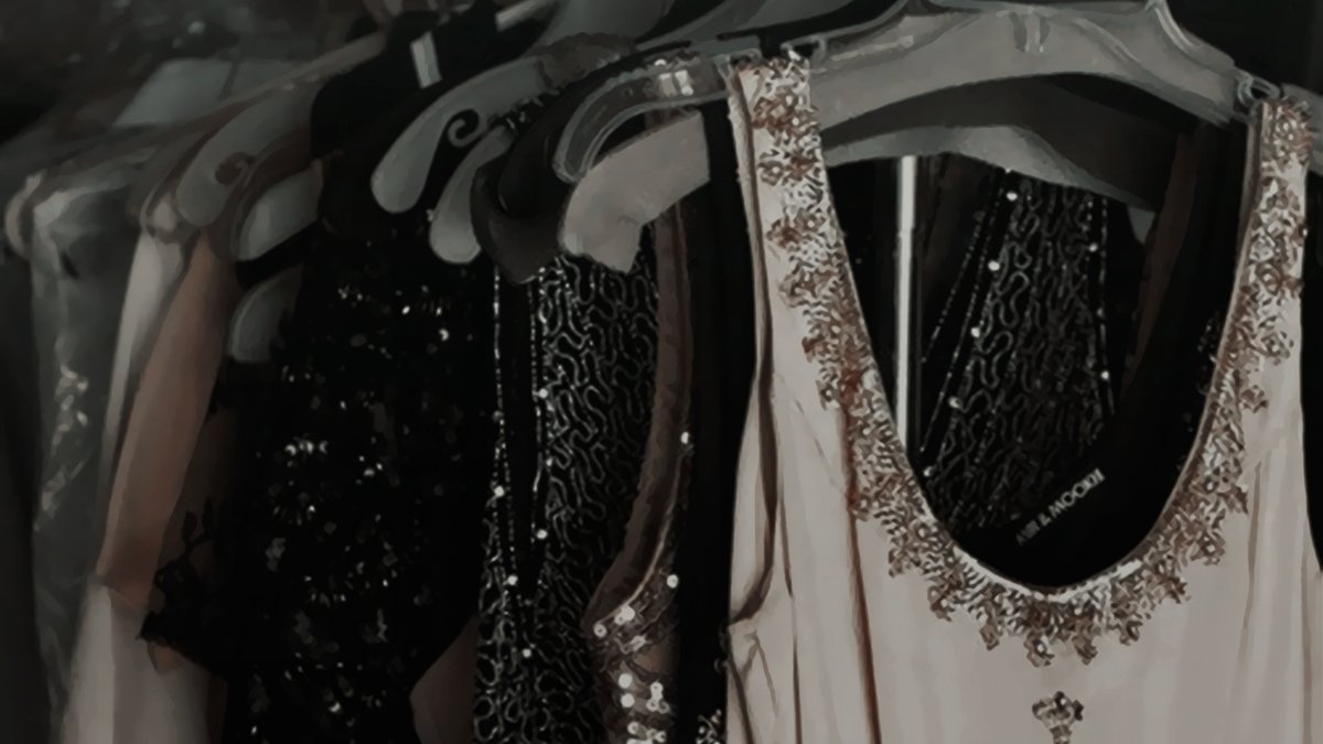 𝑡𝘩𝑒 𝑑𝑜𝑤𝑛𝑓𝑎𝑙𝑙 𝑎𝑛𝑑 𝑤𝑎𝑠𝑡𝑒𝑑 𝑝𝑜𝑡𝑒𝑛𝑡𝑖𝑎𝑙
𝑜𝑓 𝑺𝒊𝒍𝒌𝒆 𝑩𝒂𝒖𝒎𝒂𝒏𝒏.