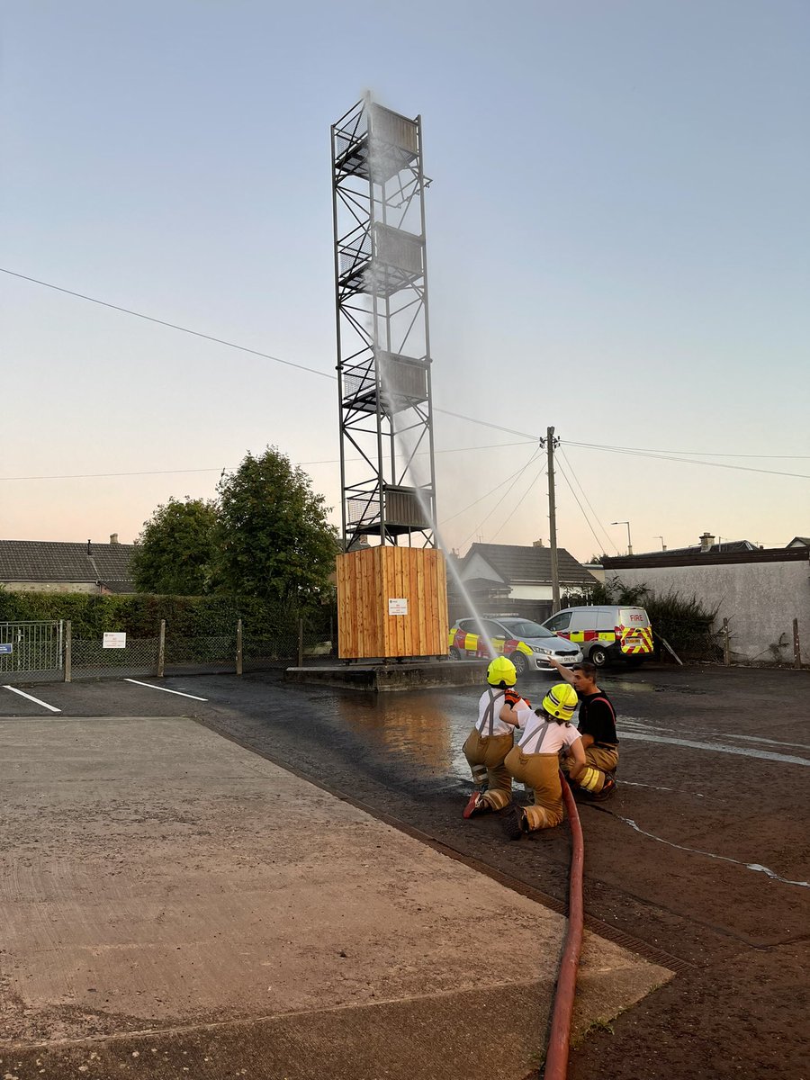 Our young firefighters from <a href="/2519sqnATC/">2519 Strathmore</a> completed their 3-week course last night🔥

They learnt all about safety, teamwork, respect and innovation 🚒

Well done to FF Owen who also lead his first 3-week YFF course 😀

#Safety #Teamwork #Respect #Innovation