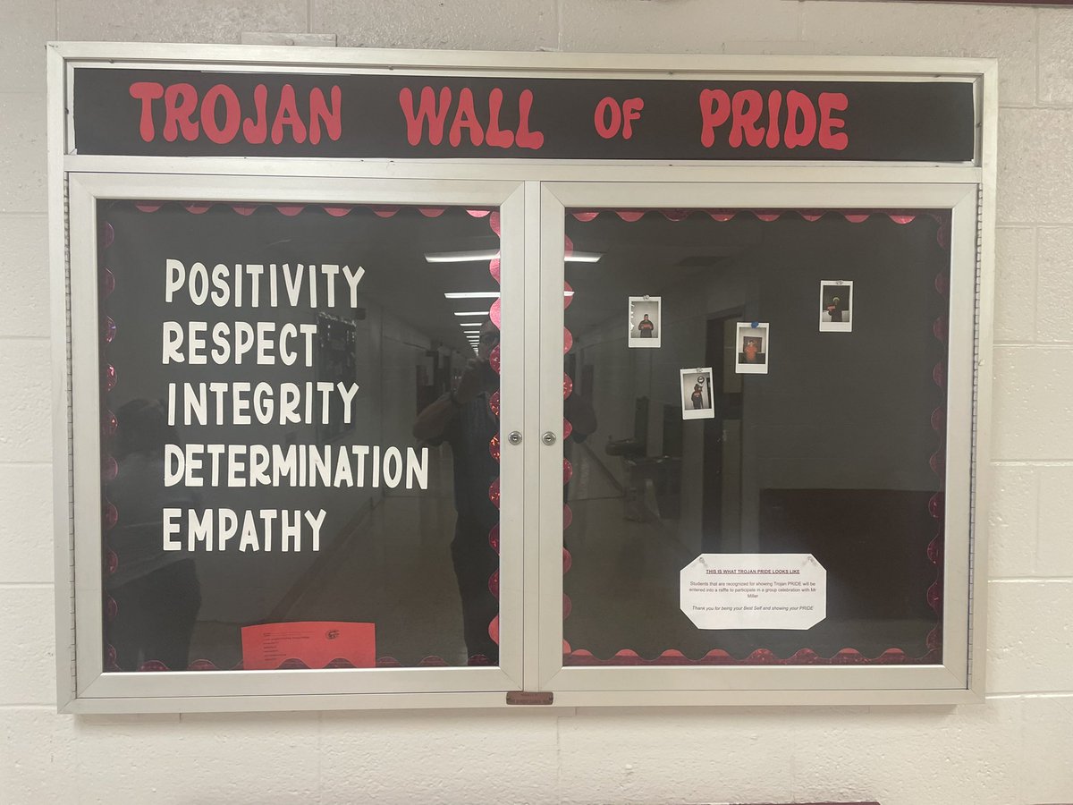 CVille_AP's tweet photo. The Trojan PRIDE wall is taking shape! Got some students showing pride already - with more to come! #cmstrojanpride #csd_allmeansall https://t.co/umjaAj8orP