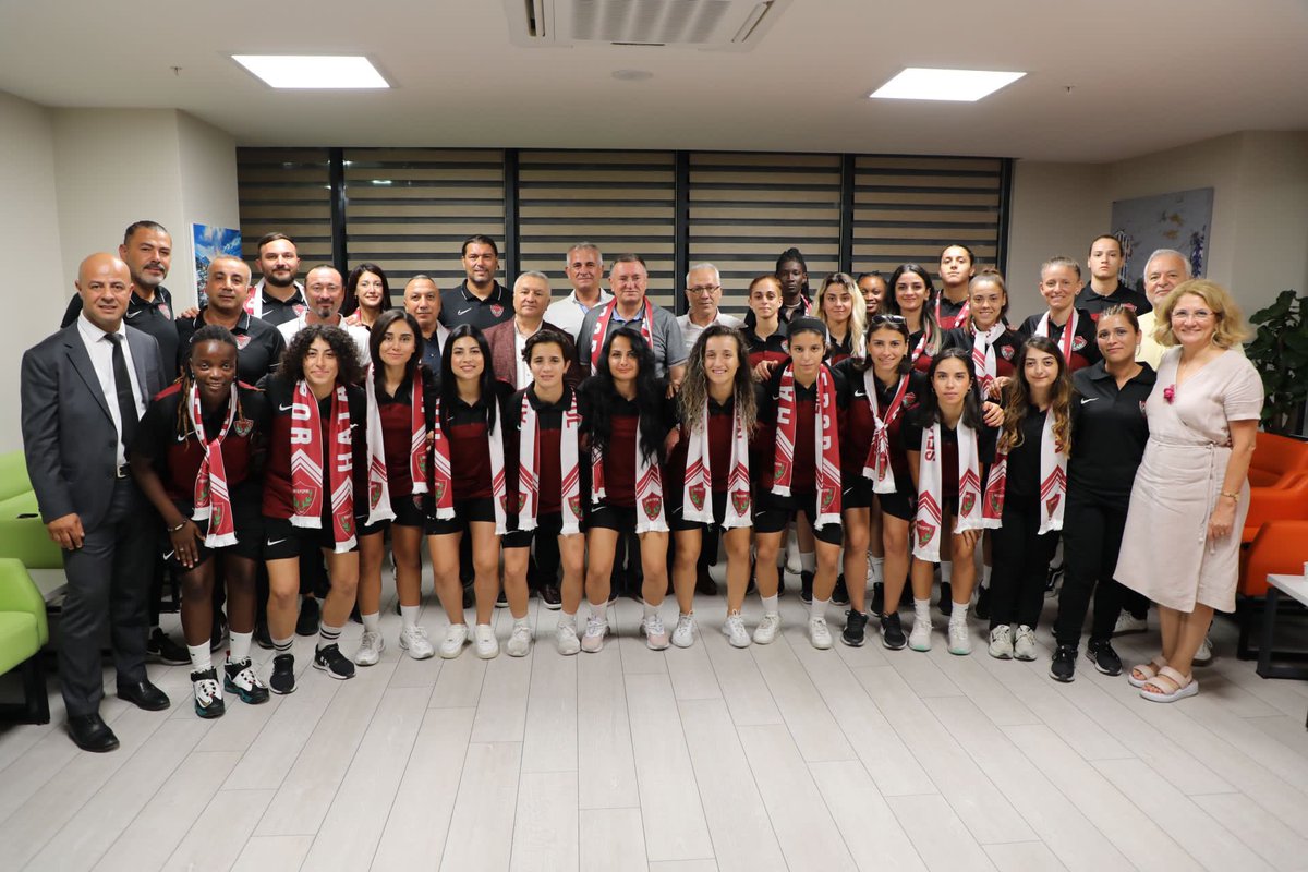 Lütfü Savaş