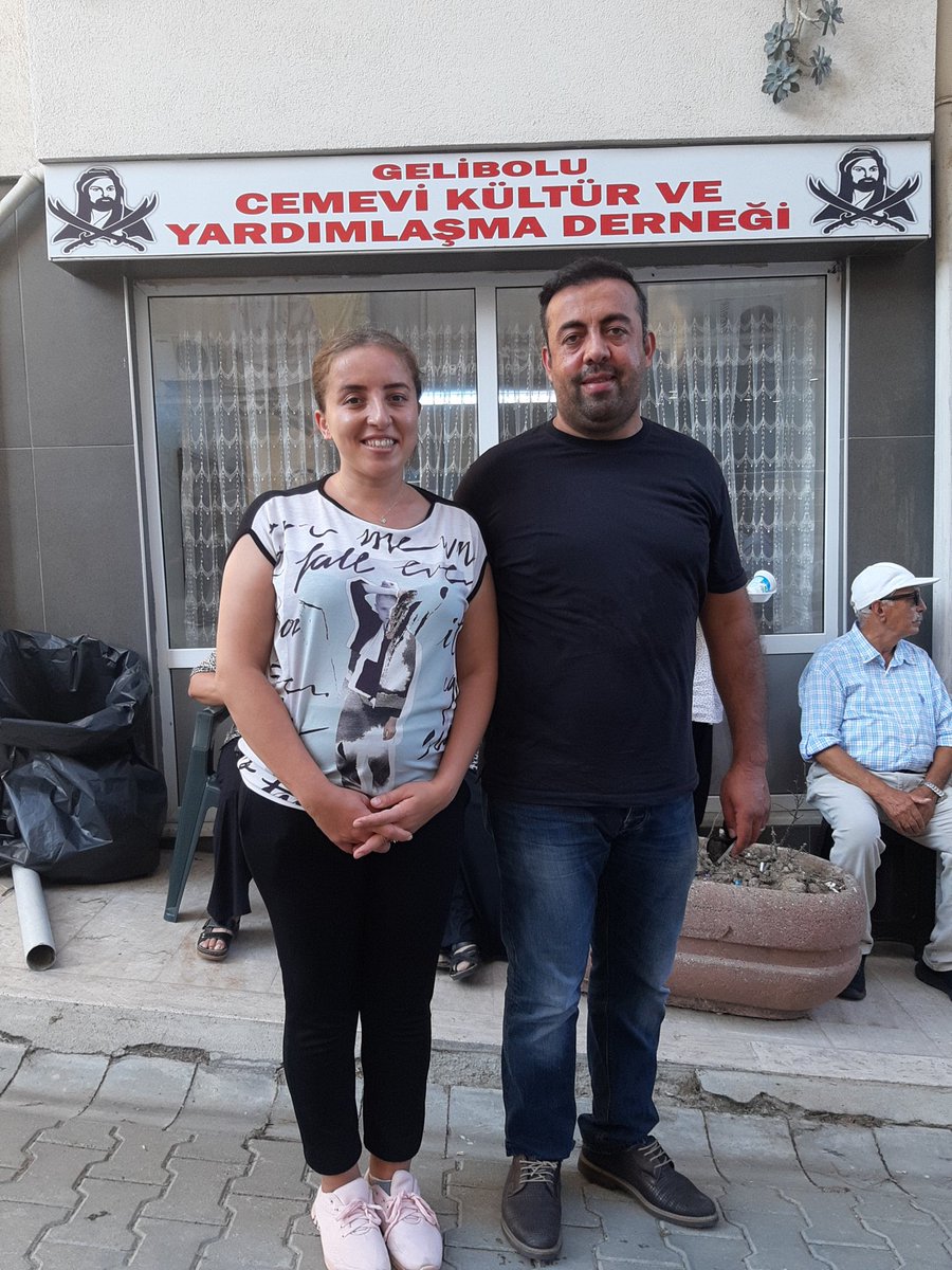 veyselkarabK's tweet photo. Bugünkü perşembe cem ibadetimizi, Garip dede dergahı ile birlikte  #Çanakkale #Gelibolu cemevinde aşk ile mihman ettik, niyaz olduk. Hak yar kabul eylesin. https://t.co/g9H0v94xrz