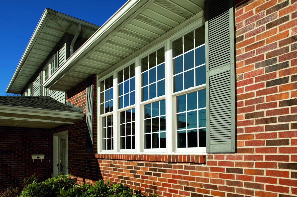 Are you looking for more sunlight and less frame? Check out the Asure collection available with popular styles, glass packages and color choices. Learn more: bit.ly/3yK0TSU