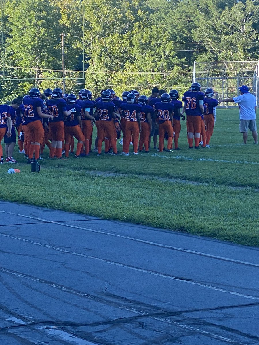 Our opening game against Halifax ended in victory with a final score of 36-0. Great job Cavaliers! 🧡💜