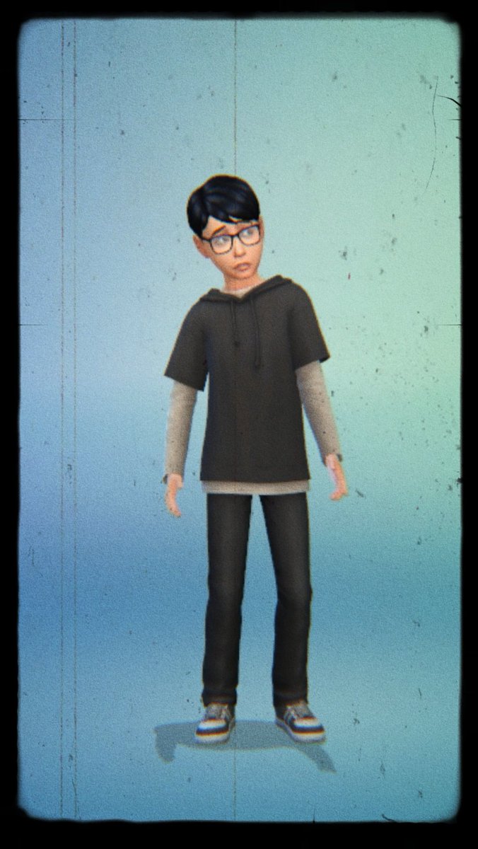 Cinderellimouse's tweet photo. It's class photo day for some of the premade kids! Luckily #ESCreatorNetwork saved the day with a code for the #TheSims4FirstFitsKit and they all went to school in style! 😎 1/2 https://t.co/lJDhNnPmE6