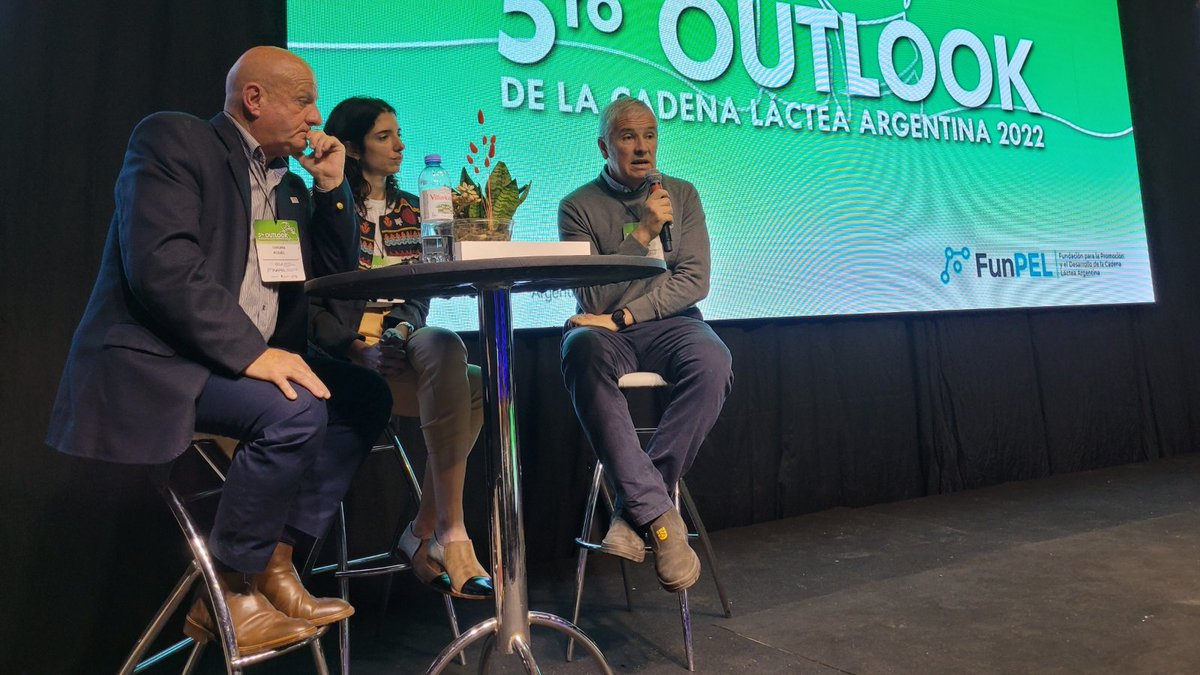 #Outlook2022 👉 Fernando Preumayr, líder de FHT, junto a Miguel Taverna (INTA - FunPEL) y a María Inés Rimondi (InnovarAgro), analizaron la cadena láctea de cara al 2030 🔜🐄

¡El bienestar animal y humano, y la comunicación estratégica, como pilares de la lechería del futuro! 💪