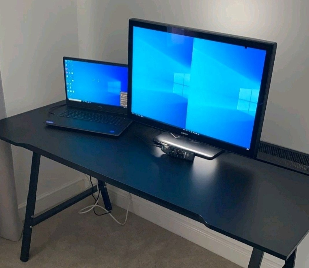 InformaticsWWL's tweet photo. Our PACS Team have got our first laptop home radiology reporting solution ready to go and configured for our reporting radiographers @WWLNHS @wrightington16 @WWL_Radiology
@Barco @HSL_HRT @Dell
#agileworking #remotereporting #innovation https://t.co/GL5410US5j