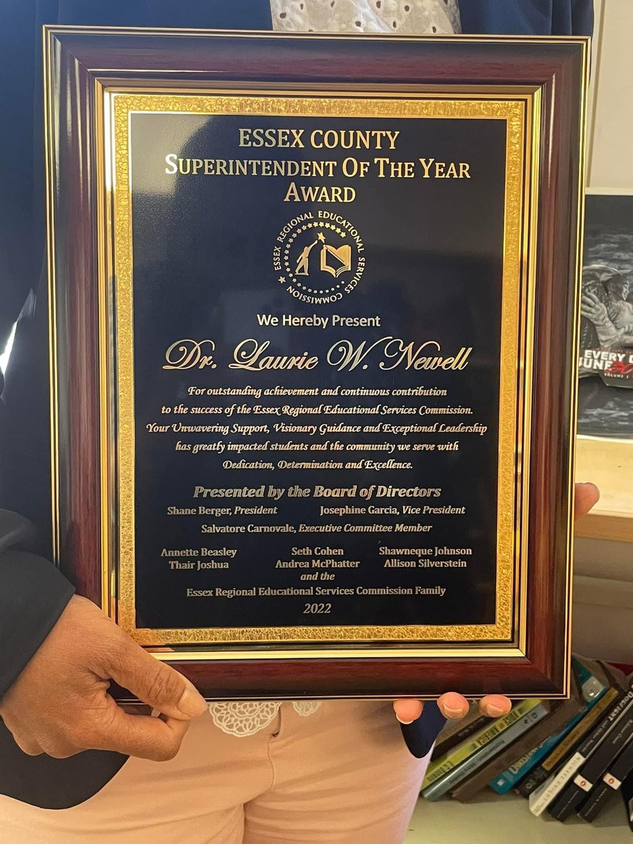 erescnj's tweet photo. Such a great start to September! 
Great time at our Annual Leadership Retreat Today! 
Grateful to have our Board President, Mr. Shane Berger honor Dr. Laurie Newell, Superintendent of Essex Regional Educational Services Commission for being named Essex County Superintendent OTY! https://t.co/Mt0mwDhyKR