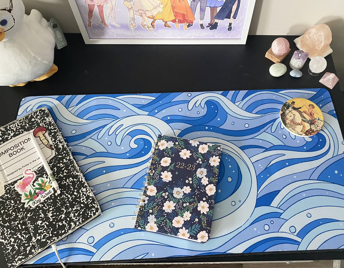 Kippy_art's tweet photo. My workspace! 🌸 https://t.co/TA1s2aNaHC