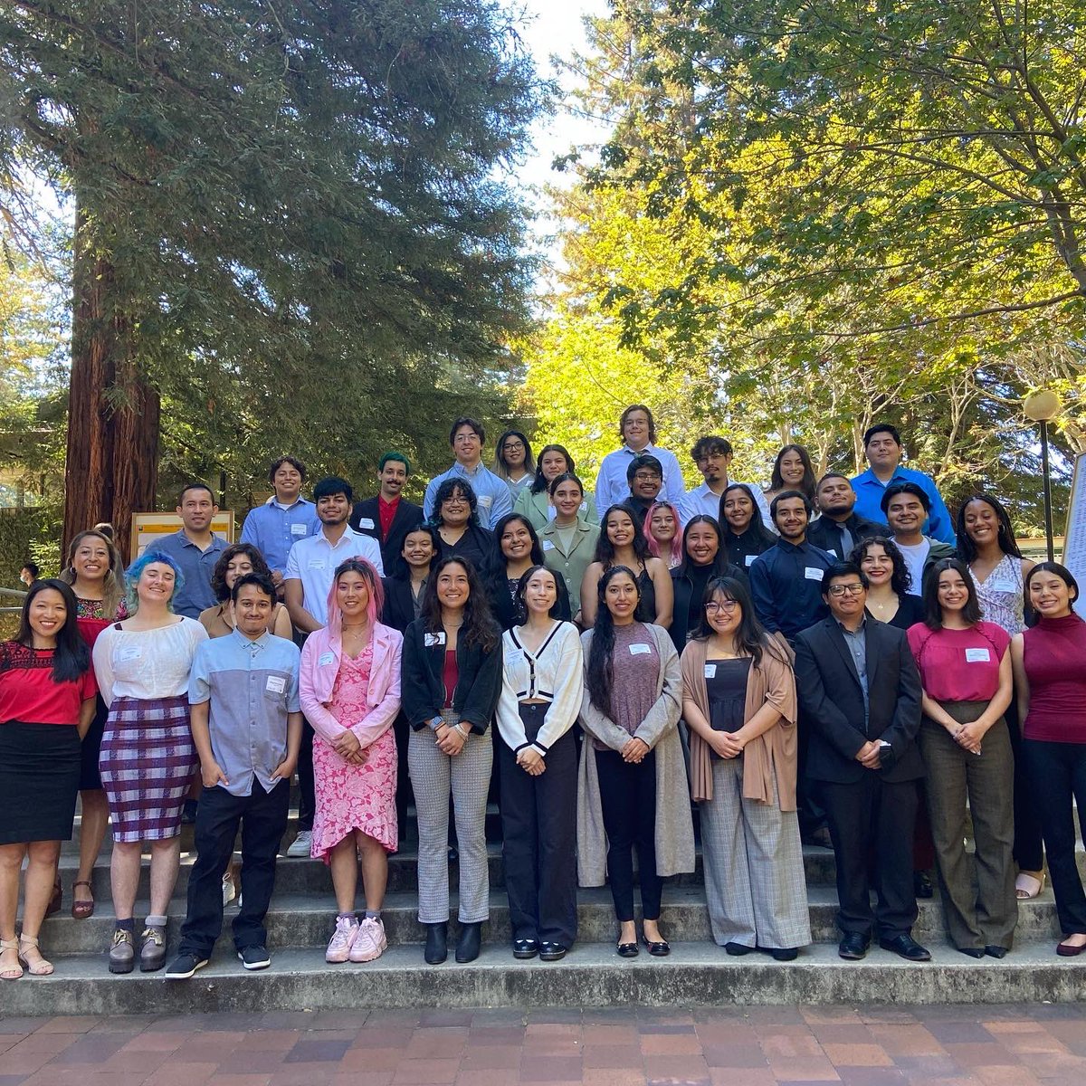 stemdiv's tweet photo. Summer Research Symposium. The STEM Diversity summer scholars showcased their research and share their findings with the science hill community.
#science #Engineering #research #ucscscience #ucsc #presentation #Biology #scienceisawesome #computerscience https://t.co/FmYymFEPXi