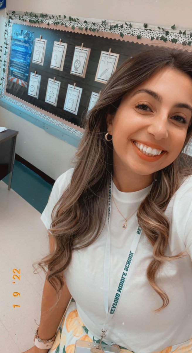 Miss_Spadafora's tweet photo. An amazing first day !! Feeling so blessed to be a viking 💚🤍 @seafordmspride #seafordpride https://t.co/JT0oFYqpJG