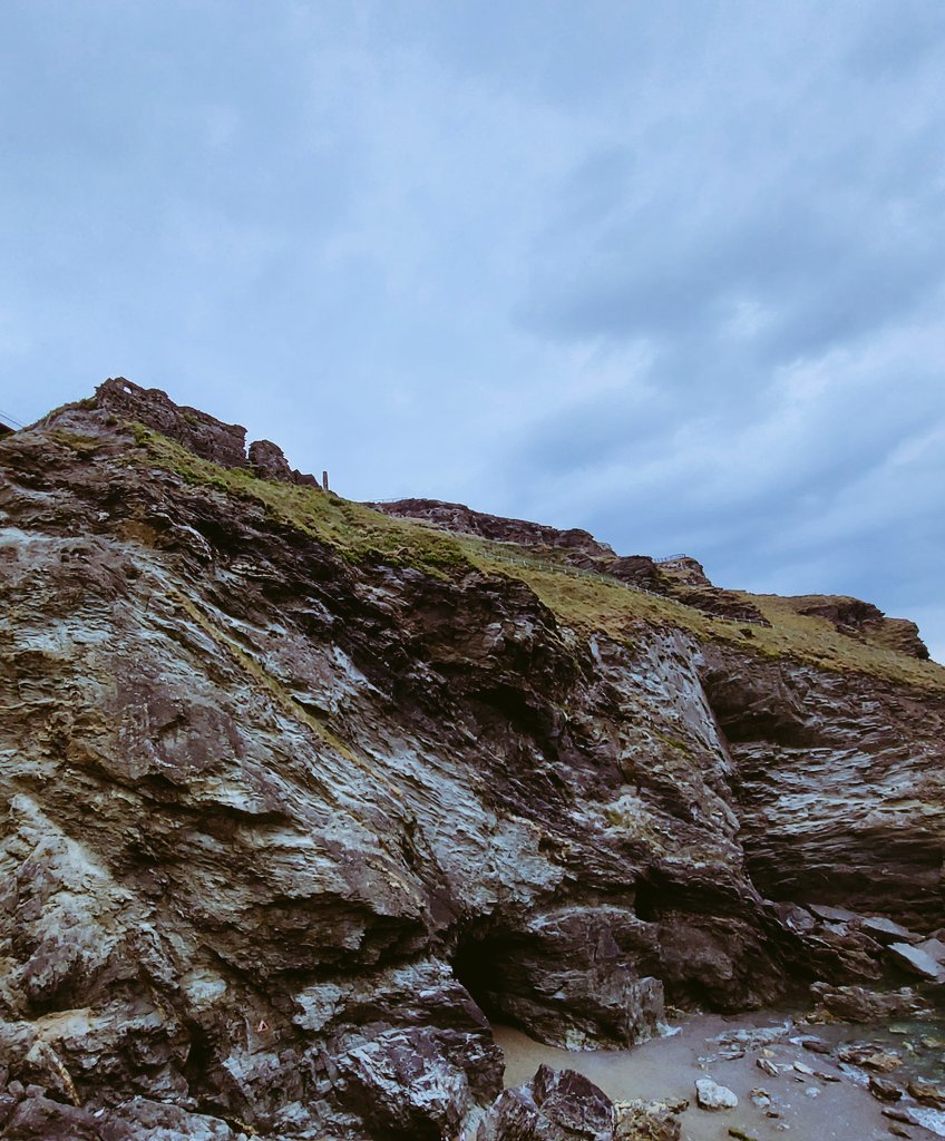 DrKhan_do's tweet photo. #Tintagel #Castle is associated with #Arthurian #Legend
#MerlinsCave was utterly magic 🎩 ✨️ 💛 💖 😎 https://t.co/wdPB90fNKx