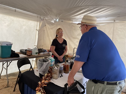 sdvalueadded's tweet photo. Badlands Distillery is a hot spot to stop for these fine media folks today. Thank you for stopping by to help let viewers and listeners know more about #sdvalueadded products. @BadlandsDistill @SeamerCoop #KWAT https://t.co/Fuzh0ullP4