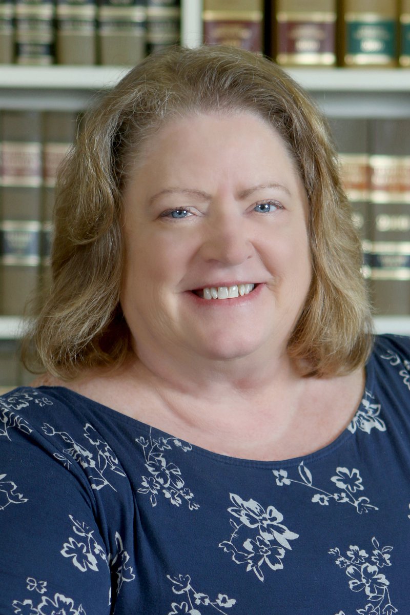 Markslawfla's tweet photo. Today we are honored to celebrate our Firm Administrator who has now served on The Marks Law Firm Team for 7 years! Happy Anniversary, Kathy! 🎉 https://t.co/1qNNNJs441