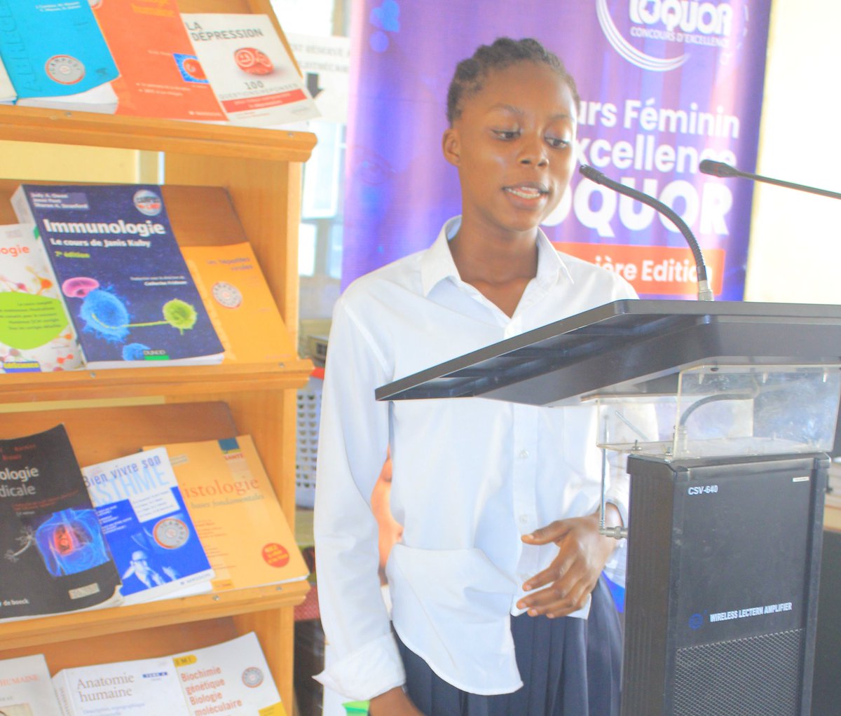 Concoursloquor's tweet photo. 🔴[#EXETAT] Nous présentons nos sincères félicitations à l'élève Esther Ntumba qui a obtenu 70%.

Comme Divine NTELOLO [#Tshangu] qui avait obtenu 72%, Esther Ntumba 70% [#Mont_Amba] a également bénéficié d'un encadrement dans ce programme du Concours scolaire féminin Loquor. https://t.co/i8qFcddGvL