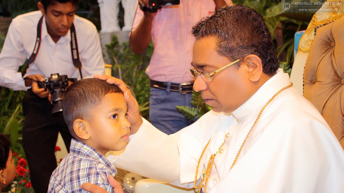 TheHolyApostle's tweet image. There are a lot of people with noble hearts who were laid to rest under the mounds of soil on this earth as a result of people who are jealous who engage in gossips. The man with a mouth which utters gossips, defamatory speeches and who sneaks, has a dirty mind

#DailyQuotes