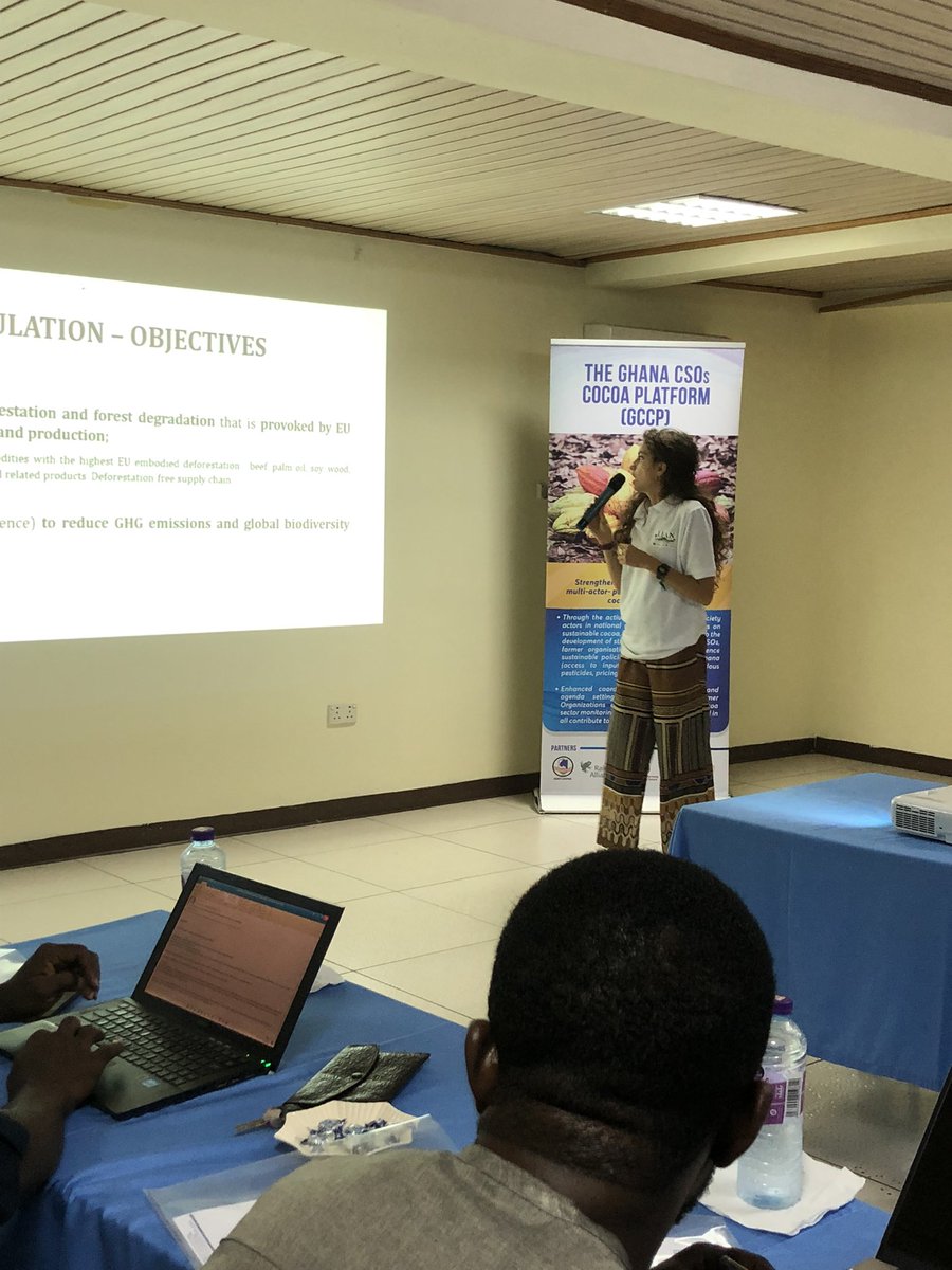 ghcocoaplatform's tweet photo. Happening Now: With the support of @TropenbosGhana, members of the Ghana Civil-society Cocoa Platform are meeting to draft a position paper on the European Union Due Diligence Regulation on Deforestation.

@EuropeInGhana @ecocareghana @SEND_GHANA @VoiceCocoa @Fern_NGO https://t.co/0AWVNx0PwA