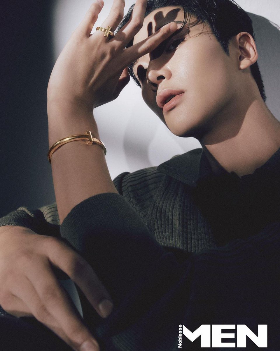 euwsbdi's tweet photo. # NoblesseMen
# Tiffanyandco
https://t.co/jn6IM9BN17 https://t.co/0tqistZlz4