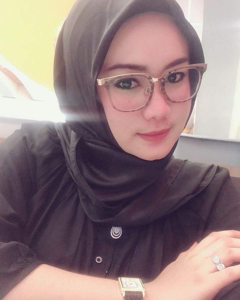 anggraenyREAL's tweet photo. Tidur https://t.co/IQ3L6UNMS2