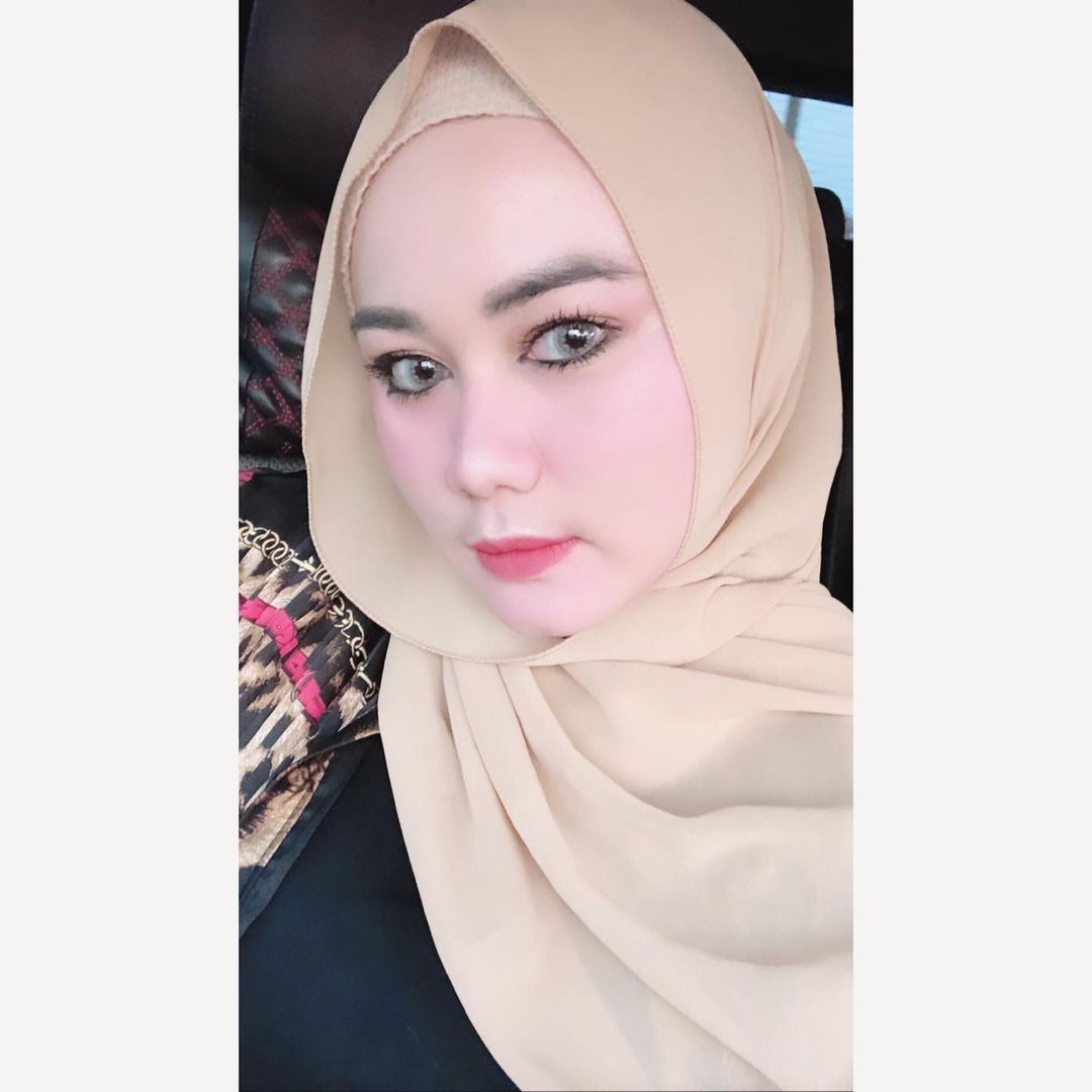 anggraenyREAL's tweet photo. Assalamualaikum https://t.co/drByz4HJvg