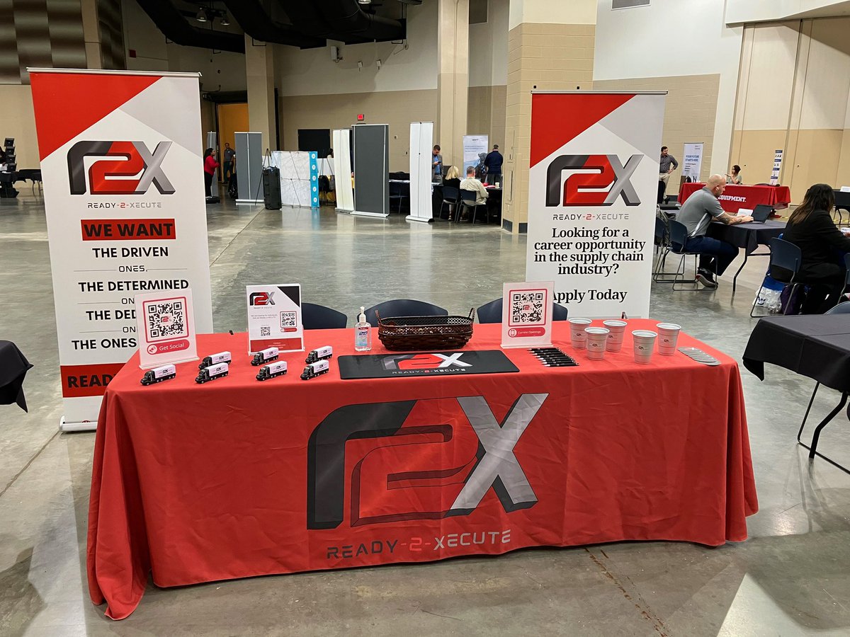 Come see us at the Lucas Oil Stadium for the Recruit Military Event today from 11 to 3!

#Ready2xecute #R2X #r2xindy #r2xindianapolis #indianapolis #hiring #hiringindy #freight #logistics #supplychain #broker #shipments #recruit