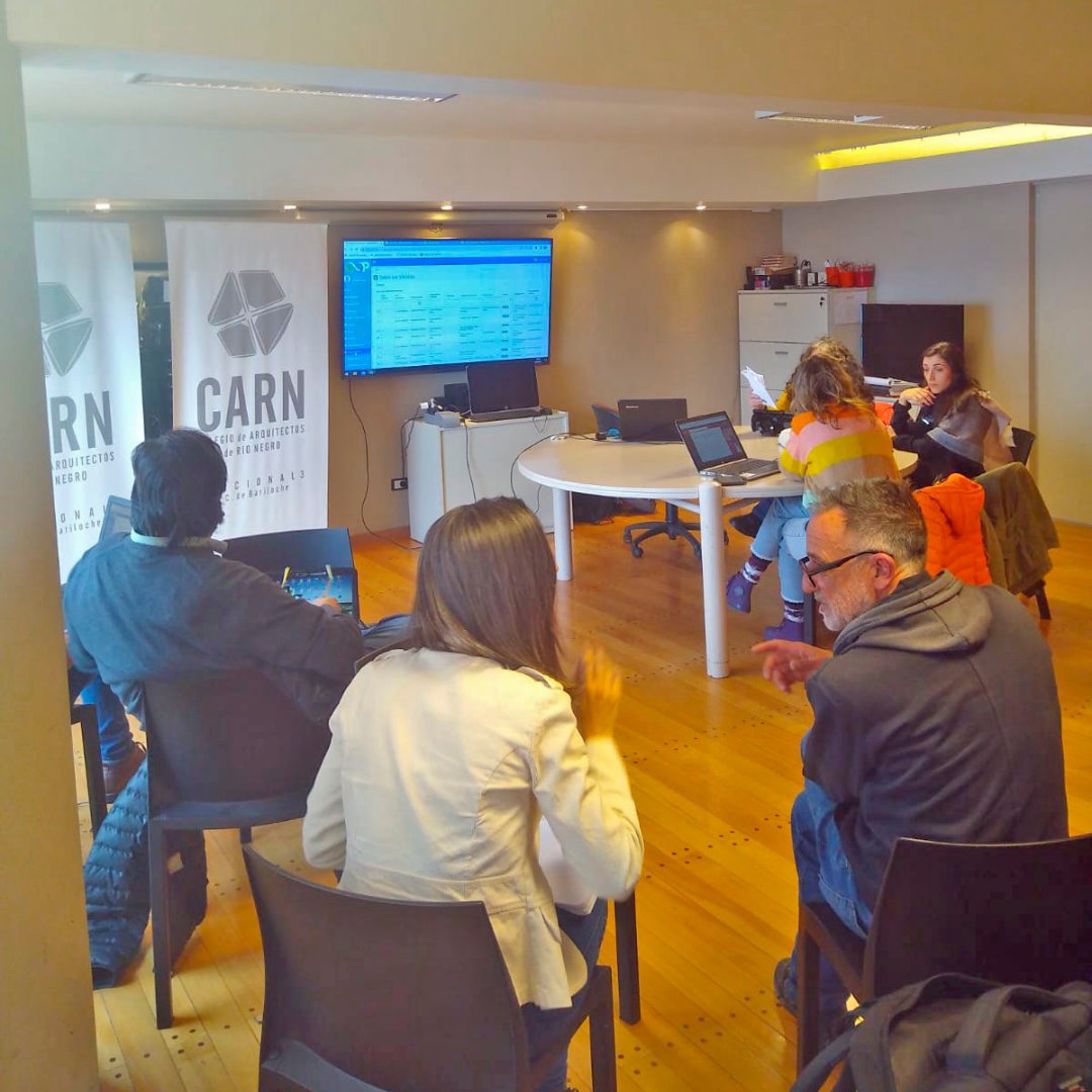 vadoc57's tweet photo. ¿Nuestro objetivo? Brindar apoyo a quienes tienen gestiones en marcha e informar las actualizaciones del sistema para facilitar al personal municipal y a la ciudadanía el acceso a la información, agilizar los procesos y ordenar presentaciones. https://t.co/Lqbt2Pu5Sc