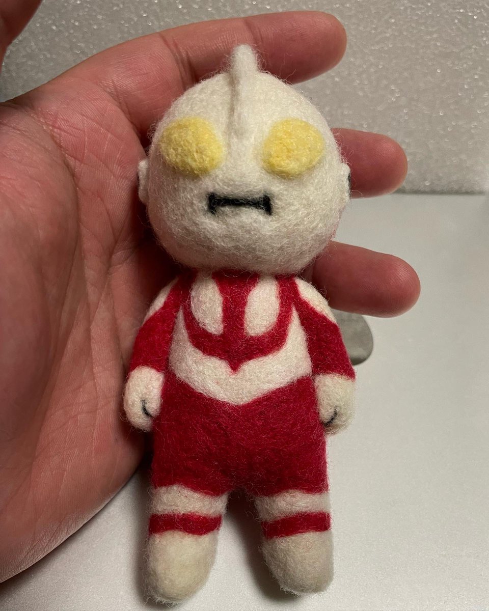 DmE7ed's tweet photo. 巨大人型生物ウルトラマン（仮称）

#シンウルトラマン 
#羊毛フェルト https://t.co/SH1enS5FnU