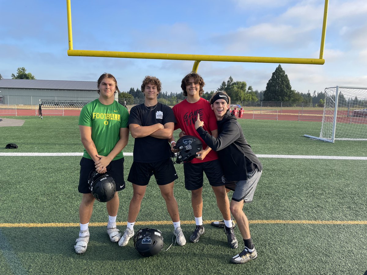 Week 1️⃣ Captains

<a href="/DrewCorcoran12/">Drew Corcoran</a> 
<a href="/WillWilson34/">Will Wilson</a> 
<a href="/R11_Anderson/">Richie Anderson</a> 
<a href="/Jackwagner09/">Jack Wagner</a> 

#WeAreTualatin