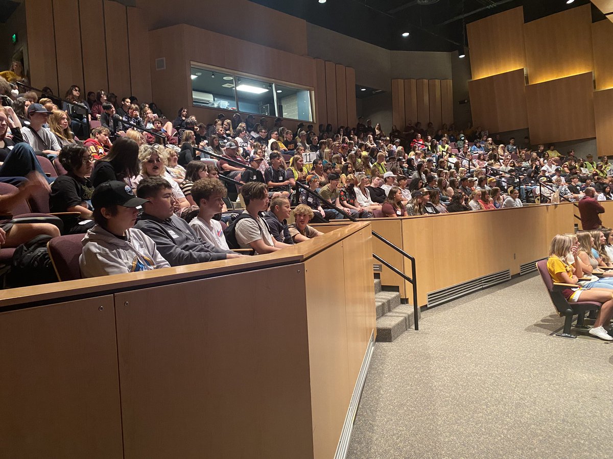 Freshman first day is underway!