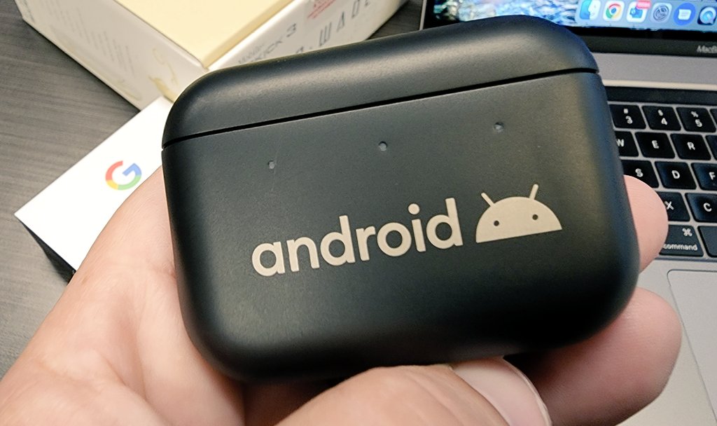 askdes's tweet photo. #Android for life! RT if you agree 🙌 https://t.co/GvRuUB45YH