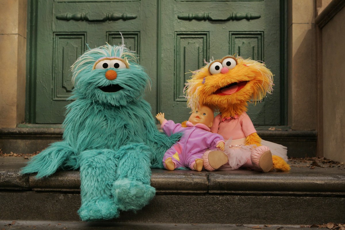 sesamestreet's tweet photo. Talented, brilliant, incredible, amazing, show-stopping, spectacular, and totally unique! All things that describe you. https://t.co/HcjQWRdY0e