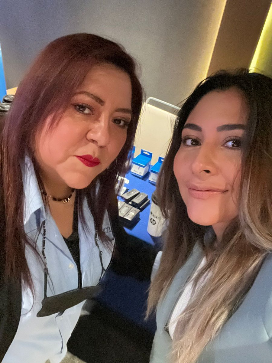 conexionteam's tweet photo. #Teammates de #CDMX estamos más que listos y emocionados 🤩😄 por estar con ustedes el día de hoy en el evento #hpentuciudad
¡Acompáñanos a descubrir las novedades que #hp trae para ti! 🤯
📍 Los esperamos en: #HotelNHCollection, Calle Liverpool, CDMX. https://t.co/klzAXIwWit