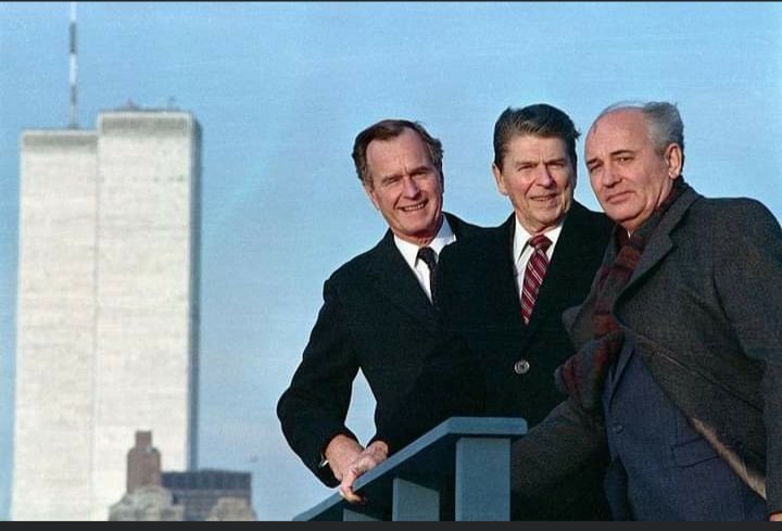 Ahmed0_0S's tweet photo. They're all dead now....all FIVE of them
#RIPGorbachev https://t.co/lgXKchh6sR