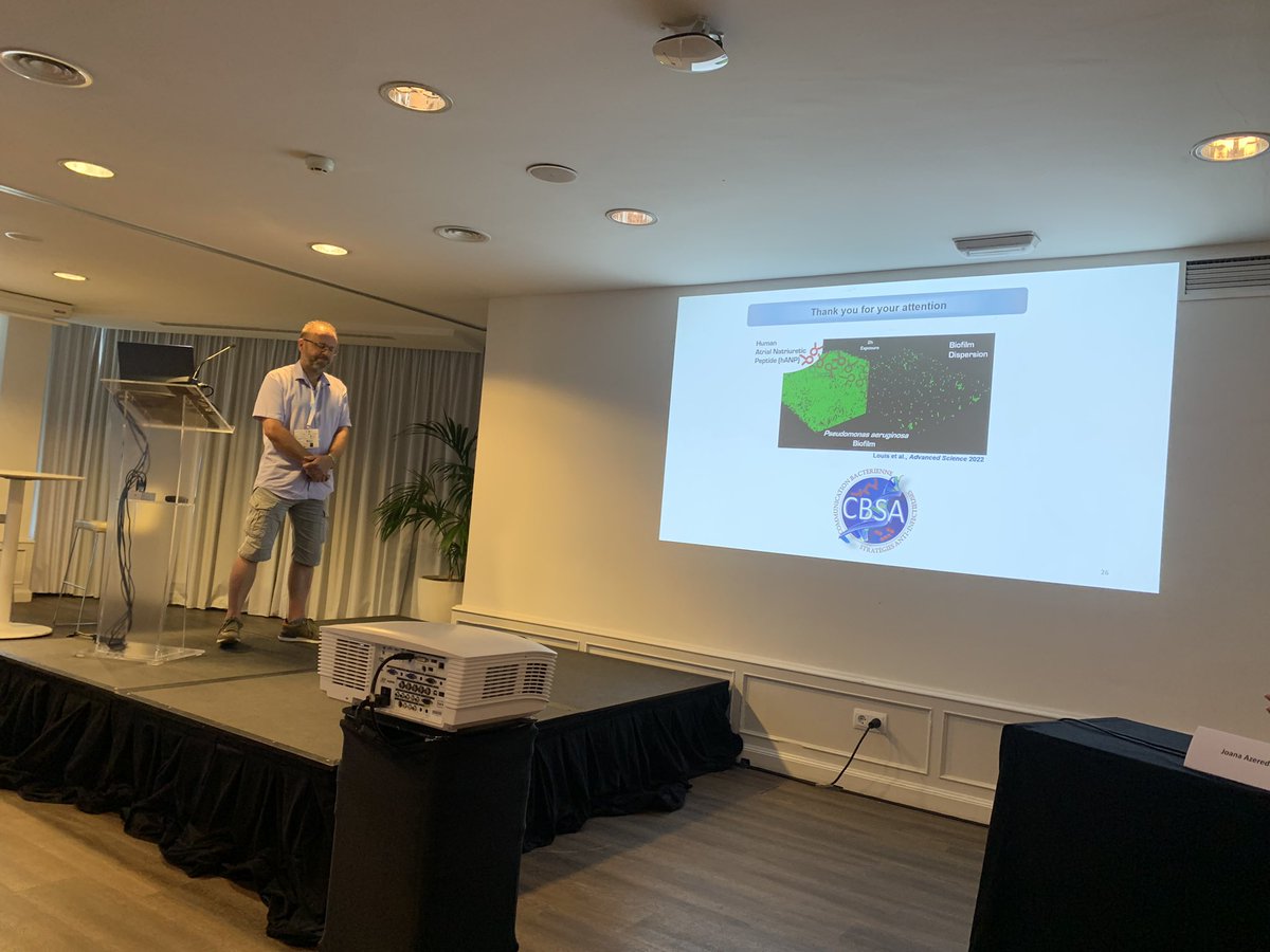 EBF2022's tweet photo. A very promising afternoon parallel session regarding alternative therapeutic strategies to fight biofilms; thanks @azeredo_joana for a fantastic talk and thank @LesouhaitierO, Helena Bujdáková, Sixuan Zhang and @LamretF, congrats for your works!! https://t.co/QoSXob9Uyu