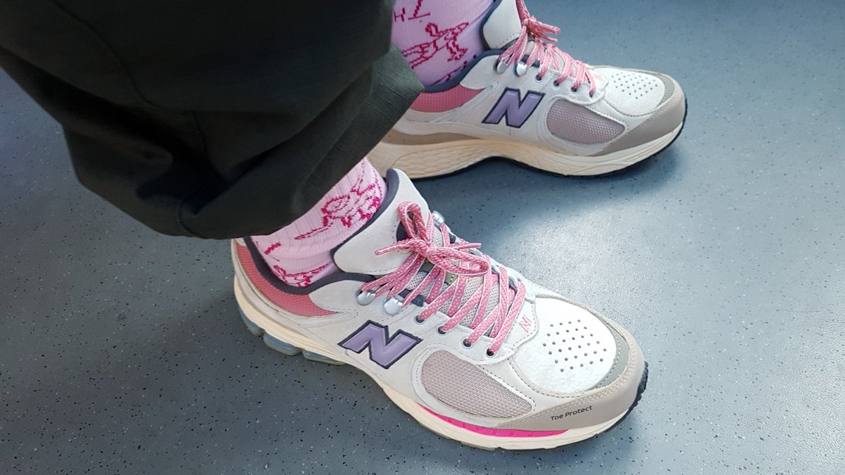 Yeb2B's tweet photo. @CaminoTV Y a pas de rentré ici, ça va au taf, mais avec classe https://t.co/Wf5ZTi75Ah