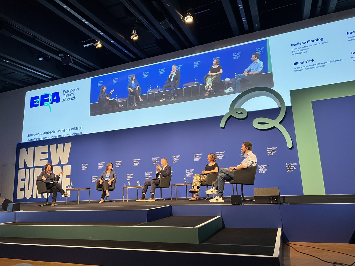 JegirKH's tweet photo. I was happy to meet Gerhard Zeiler, president of the @warnerbros @wbd during the @forumalpbach in a talk about “Fighting for the Truth: Ways to Stop Dis- and Misinformation”
#fanof #efa22 #forumalpbach #neweurope https://t.co/cgFGQgstXi